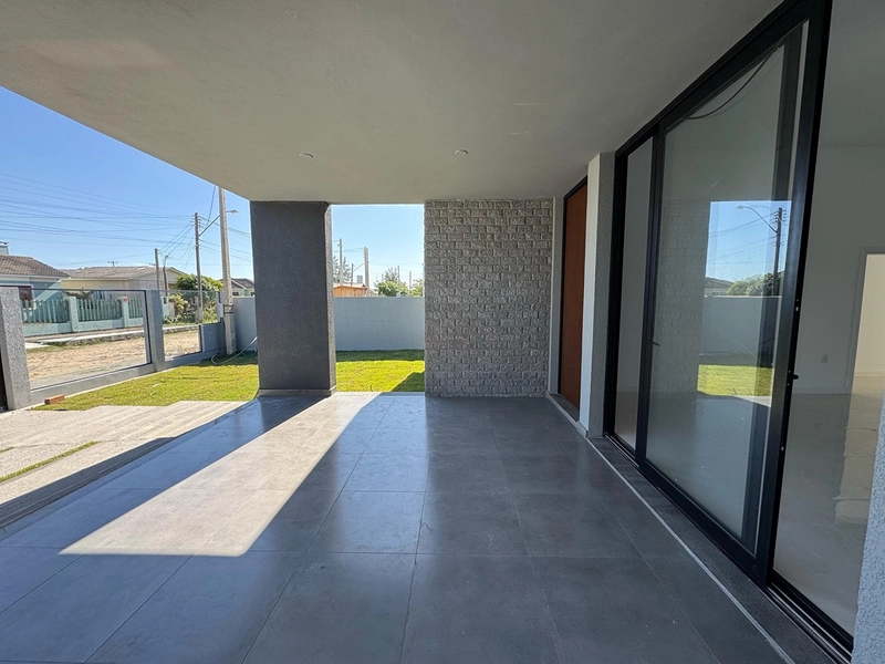 EXCELENTE CASA DE PRAIA: 3ª foto da galeria de imagens do imóvel