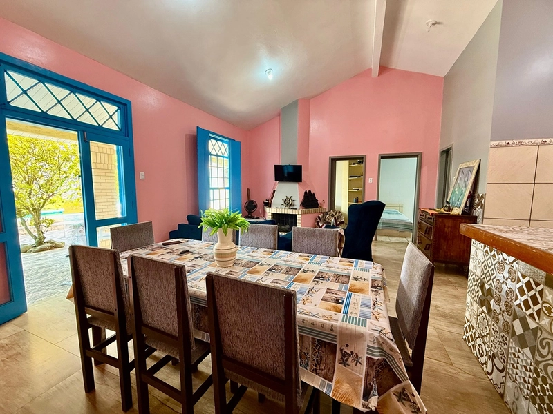 EXCELENTE CASA DE PRAIA PRÓXIMA AO MAR COM PISCINA: 17ª foto da galeria de imagens do imóvel