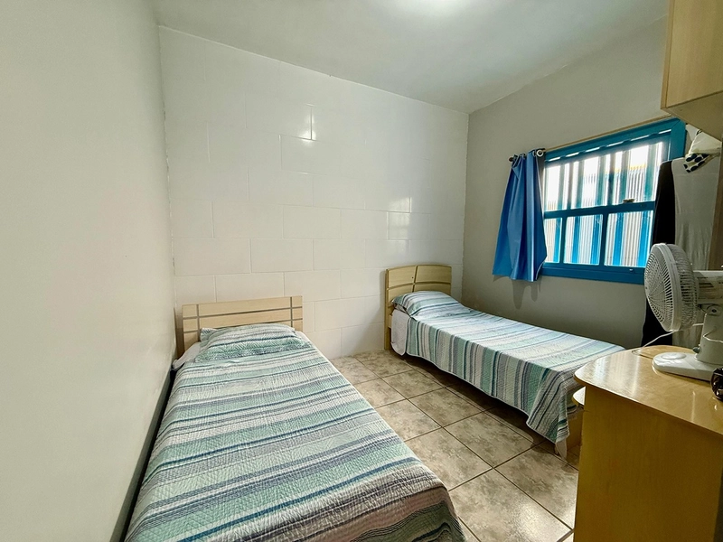 EXCELENTE CASA DE PRAIA PRÓXIMA AO MAR COM PISCINA: 35ª foto da galeria de imagens do imóvel