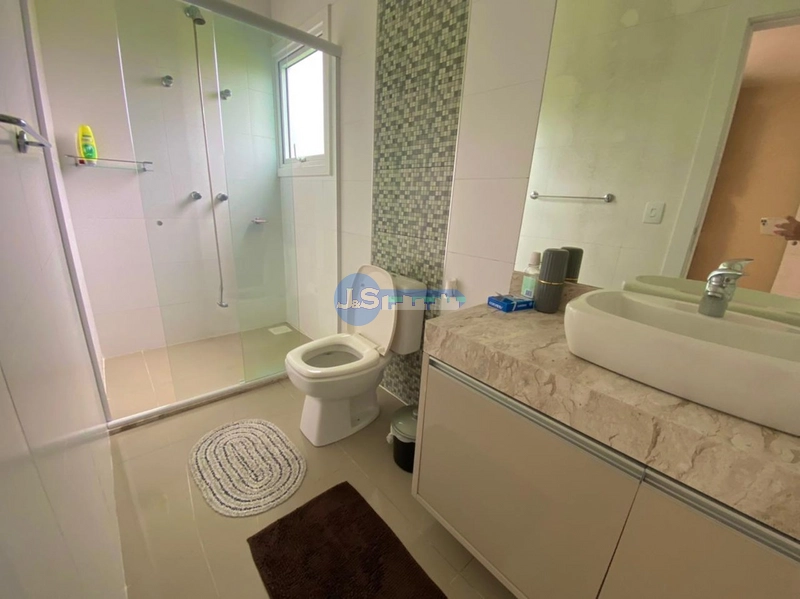Execelente Casa em Condomínio Fechado: 2ª foto da galeria de imagens do imóvel