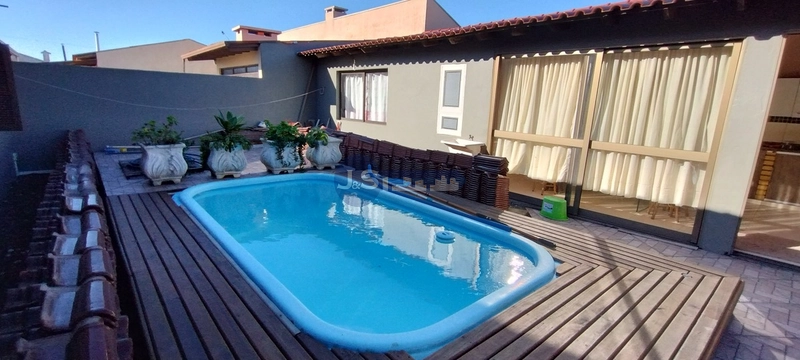 Casa térrea em laje com piscina: 9ª foto da galeria de imagens do imóvel
