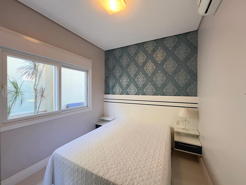 EXCELENTE CASA ALTO PADRÃO COM PISCINA : 2ª foto da galeria de imagens do imóvel