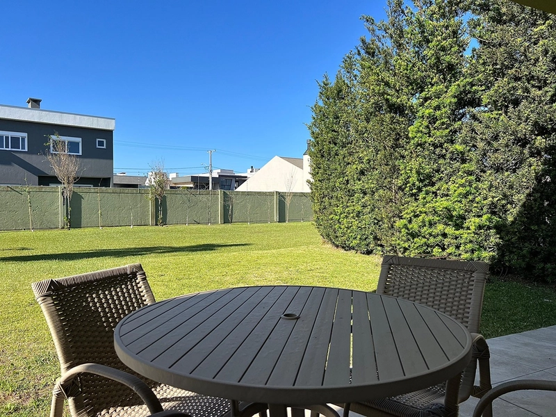 EXCELENTE CASA ALTO PADRÃO COM PISCINA : 15ª foto da galeria de imagens do imóvel