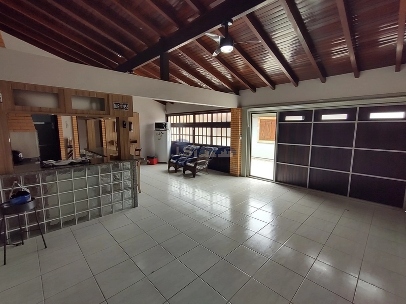 Excelente casa próxima ao mar: 27ª foto da galeria de imagens do imóvel