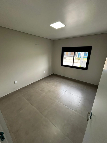 CASA DE PRAIA COM PISCINA: 6ª foto da galeria de imagens do imóvel