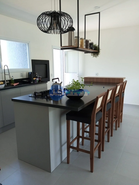 EXCELENTE CASA PRÓXIMA AO MAR: 6ª foto da galeria de imagens do imóvel