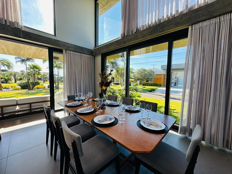 EXCELENTE CASA ALTO PADRÃO EM CONDOMÍNIO: 4ª foto da galeria de imagens do imóvel