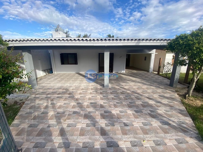 Casa em Tramandaí: 3ª foto da galeria de imagens do imóvel