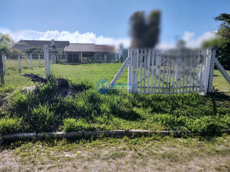 Terreno em Atlântida Sul: 7ª foto da galeria de imagens do imóvel