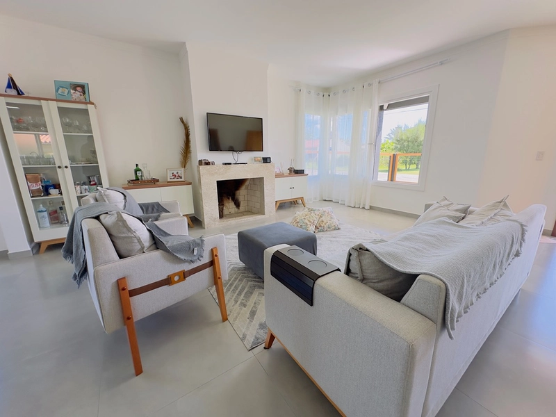 EXCELENTE CASA COM PISCINA: 18ª foto da galeria de imagens do imóvel