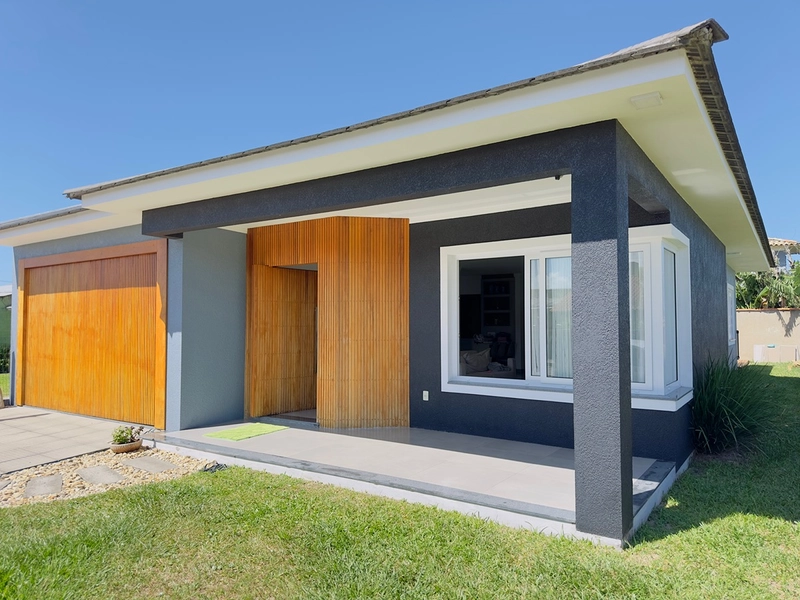 EXCELENTE CASA COM PISCINA: 3ª foto da galeria de imagens do imóvel