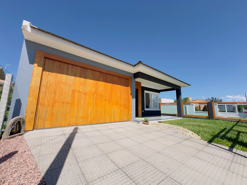 EXCELENTE CASA COM PISCINA: 2ª foto da galeria de imagens do imóvel