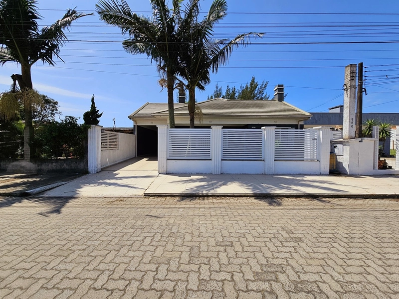 EXCELENTE CASA DE PRAIA: 1ª foto da galeria de imagens do imóvel