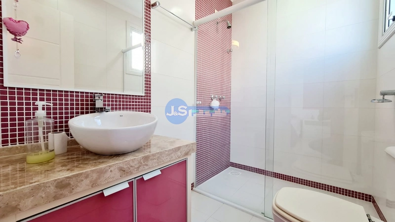 EXCELENTE CASA EM CONDOMÍNIO FECHADO: 4ª foto da galeria de imagens do imóvel