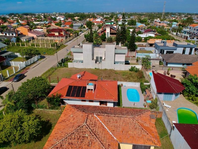 EXCELENTE CASA DE PRAIA COM PISCINA: 4ª foto da galeria de imagens do imóvel