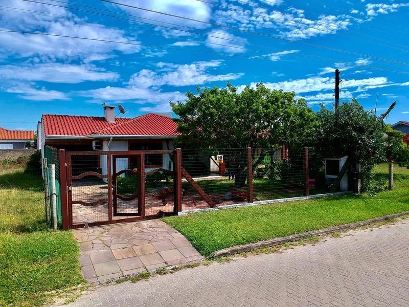 EXCELENTE CASA DE PRAIA COM PISCINA: 2ª foto da galeria de imagens do imóvel