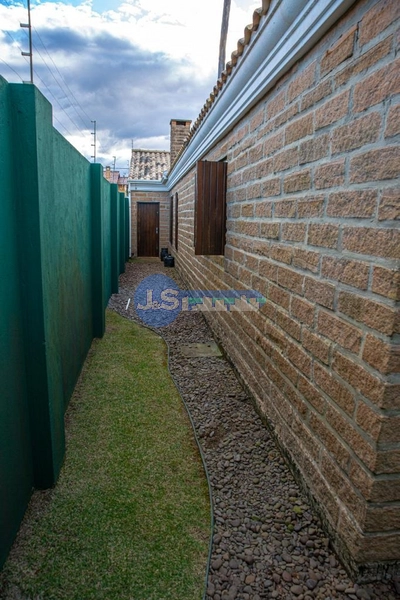 EXCELENTE CASA PERTO DO MAR: 10ª foto da galeria de imagens do imóvel