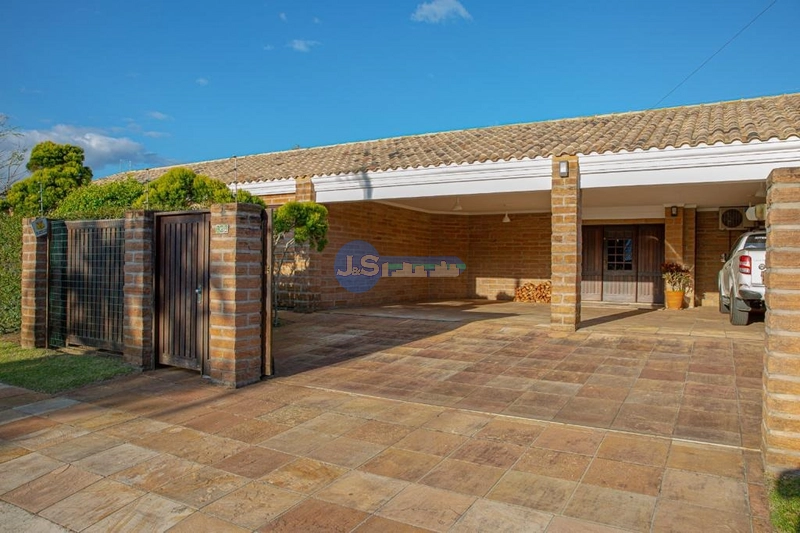 EXCELENTE CASA PERTO DO MAR: 29ª foto da galeria de imagens do imóvel