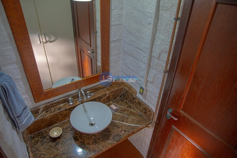 EXCELENTE CASA PERTO DO MAR: 38ª foto da galeria de imagens do imóvel