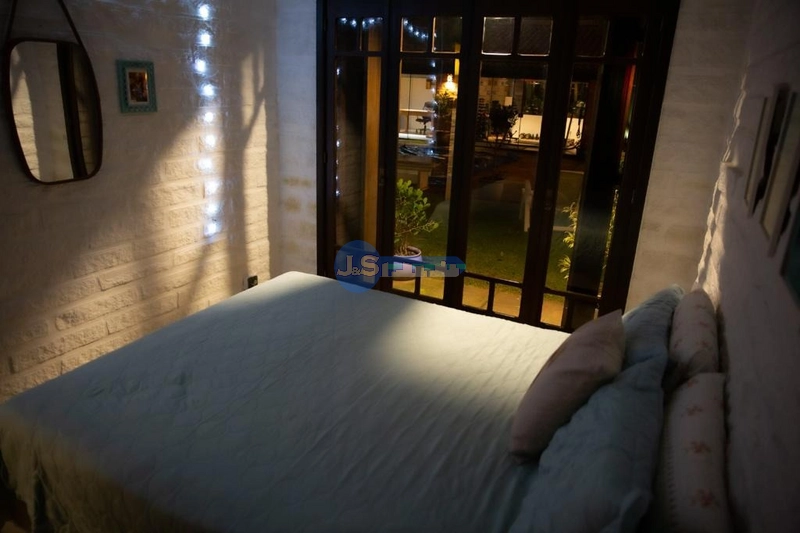EXCELENTE CASA PERTO DO MAR: 30ª foto da galeria de imagens do imóvel