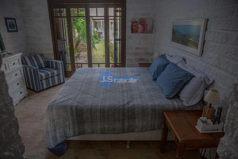EXCELENTE CASA PERTO DO MAR: 40ª foto da galeria de imagens do imóvel