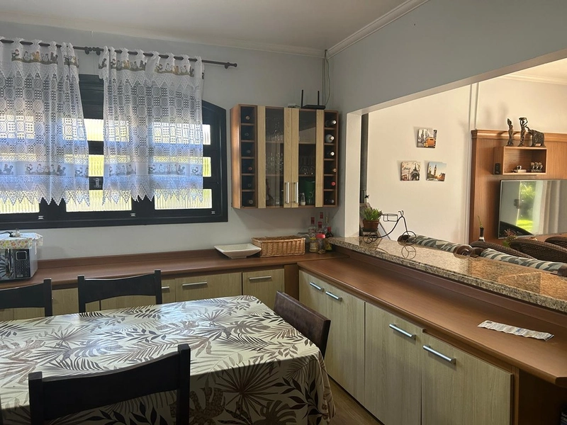 EXCELENTE CASA COM PISCINA : 13ª foto da galeria de imagens do imóvel