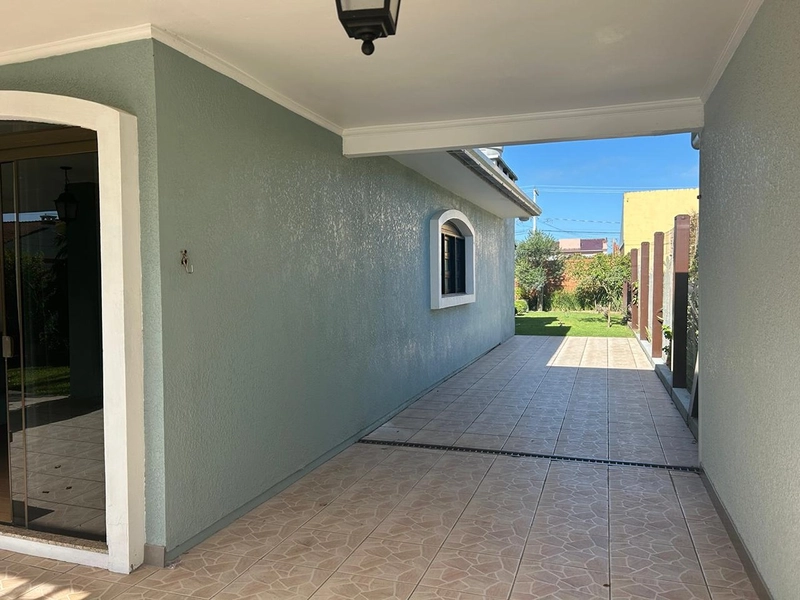 EXCELENTE CASA COM PISCINA : 4ª foto da galeria de imagens do imóvel