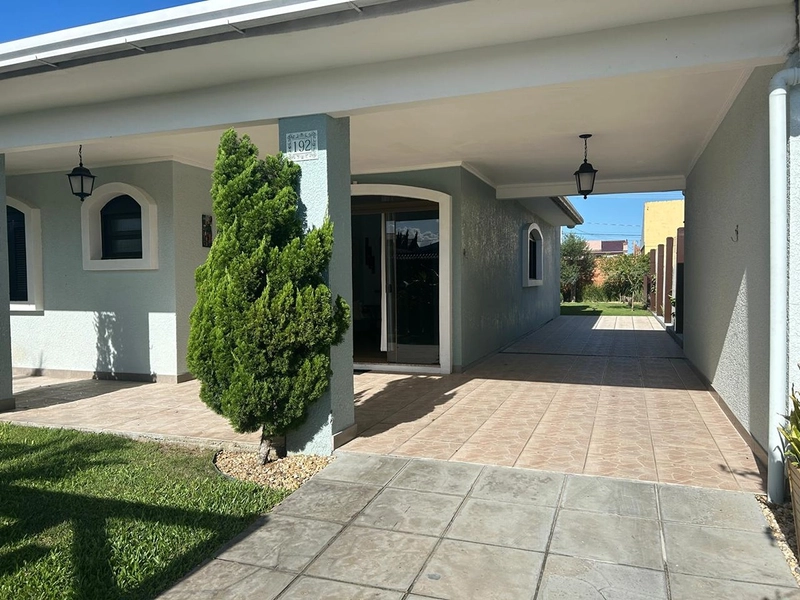 EXCELENTE CASA COM PISCINA : 2ª foto da galeria de imagens do imóvel