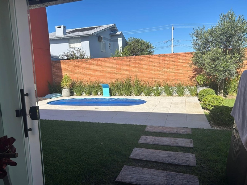 EXCELENTE CASA COM PISCINA : 27ª foto da galeria de imagens do imóvel