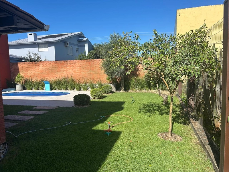 EXCELENTE CASA COM PISCINA : 5ª foto da galeria de imagens do imóvel