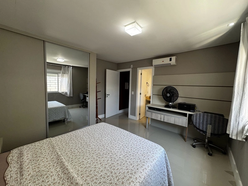 EXCELENTE CASA COM PISCINA: 24ª foto da galeria de imagens do imóvel