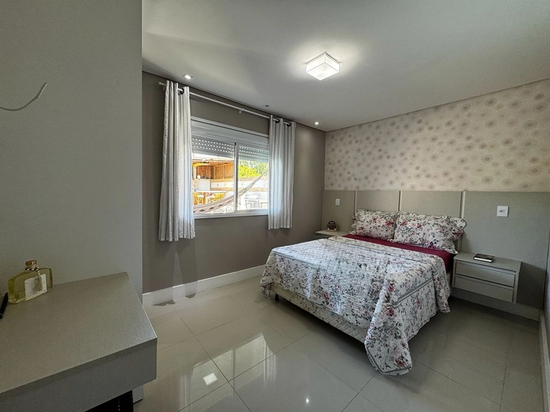 EXCELENTE CASA COM PISCINA: 25ª foto da galeria de imagens do imóvel