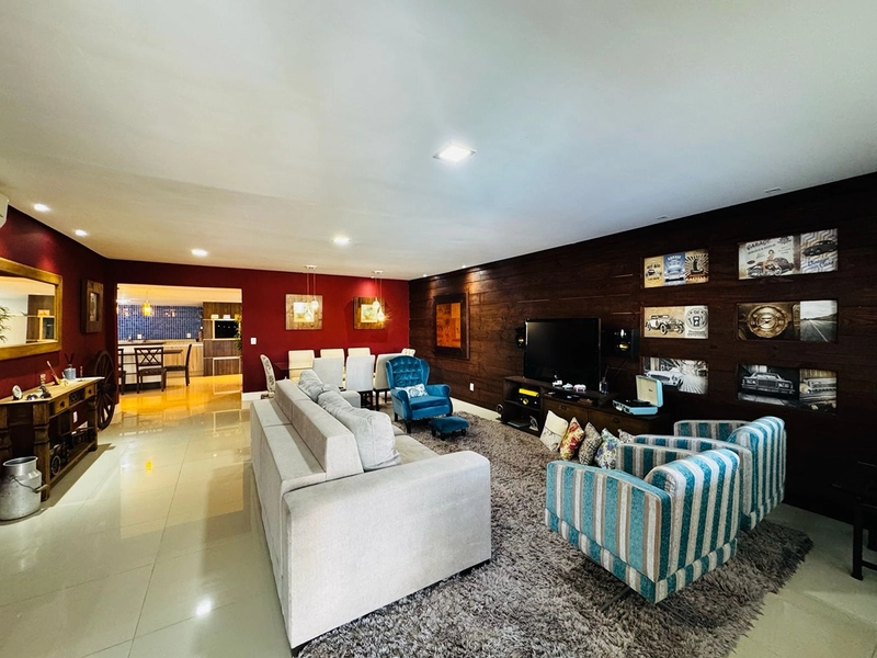 EXCELENTE CASA COM PISCINA: 27ª foto da galeria de imagens do imóvel