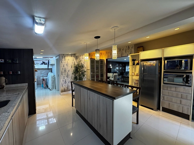 EXCELENTE CASA COM PISCINA: 12ª foto da galeria de imagens do imóvel