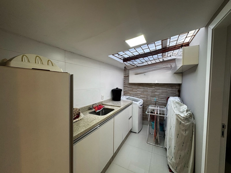 EXCELENTE CASA COM PISCINA: 23ª foto da galeria de imagens do imóvel