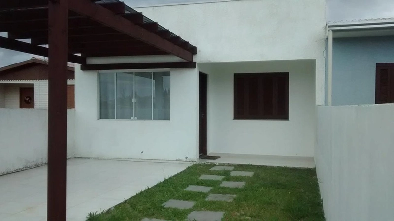 EXCELENTE CASA DE PRAIA EM CAPAO DA CANOA: 2ª foto da galeria de imagens do imóvel