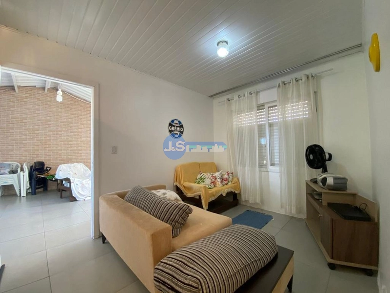 Casa em Atlântida Sul: 10ª foto da galeria de imagens do imóvel