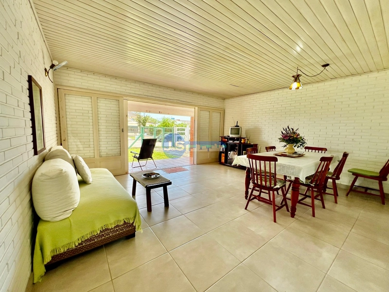 Casa em Rainha do Mar: 10ª foto da galeria de imagens do imóvel