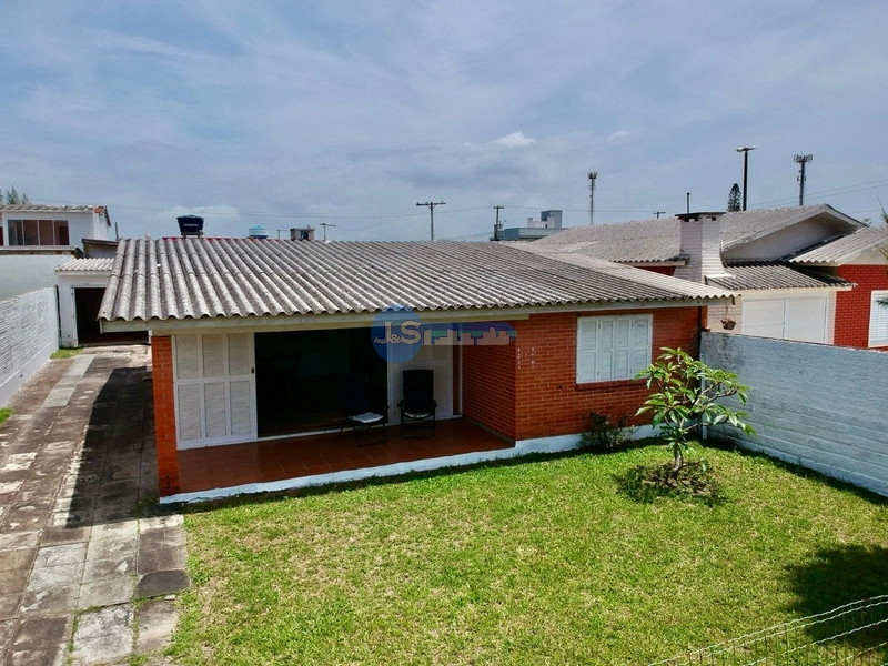 Casa em Rainha do Mar: 1ª foto da galeria de imagens do imóvel