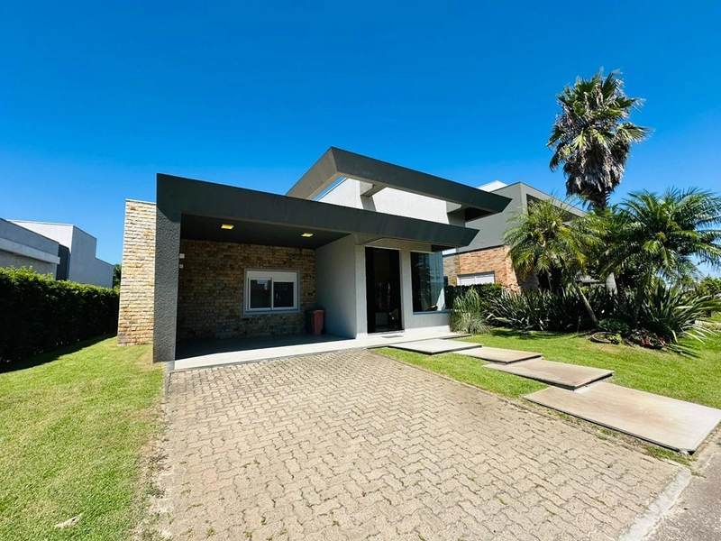 EXCELENTE CASA ALTO PADRÃO EM CONDOMÍNIO: 3ª foto da galeria de imagens do imóvel