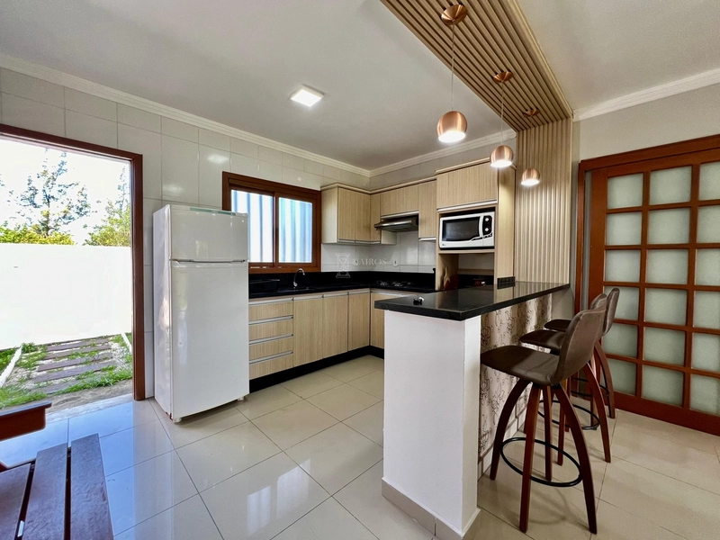 CASA DE PRAIA COM PISCINA: 15ª foto da galeria de imagens do imóvel