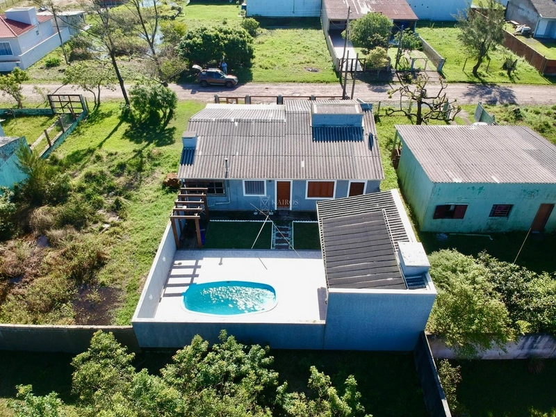 CASA DE PRAIA COM PISCINA: 33ª foto da galeria de imagens do imóvel