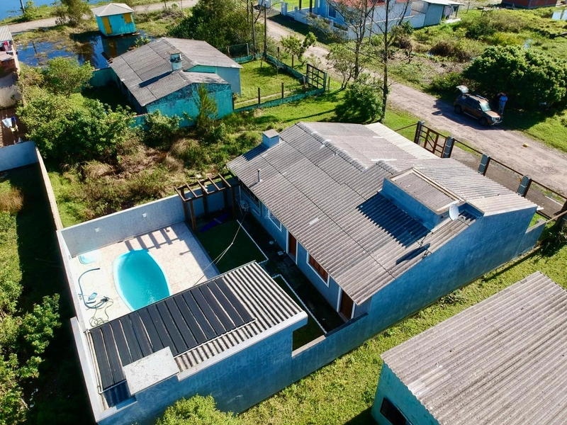 CASA DE PRAIA COM PISCINA: 35ª foto da galeria de imagens do imóvel