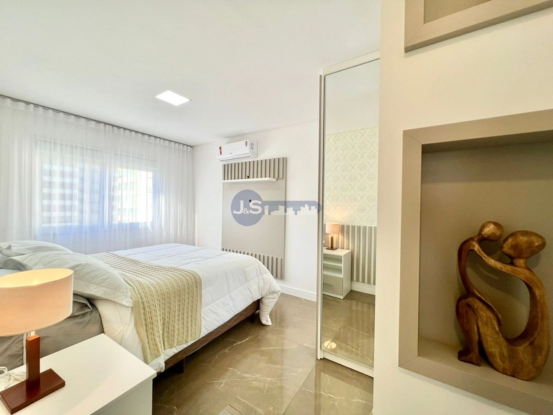 EXCELENTE APARTAMENTO: 2ª foto da galeria de imagens do imóvel