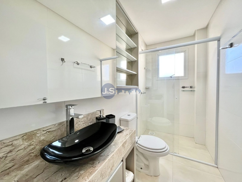 EXCELENTE APARTAMENTO: 3ª foto da galeria de imagens do imóvel