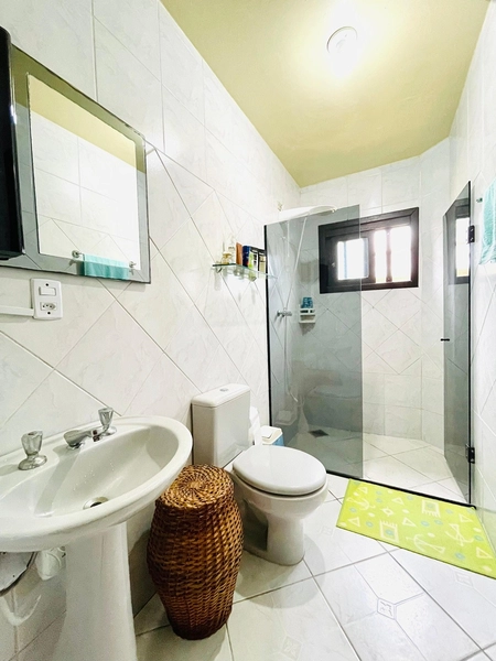 EXCELENTE CASA DE PRAIA PRÓXIMA AO MAR: 2ª foto da galeria de imagens do imóvel