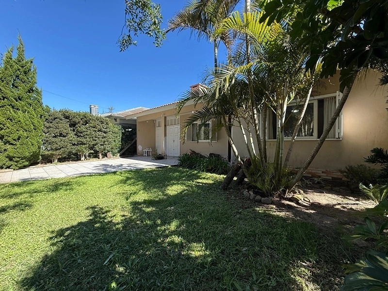 CASA DE PRAIA COM PISCINA: 3ª foto da galeria de imagens do imóvel