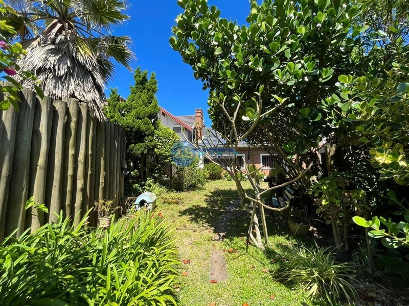Casa em Atlântida Sul: 25ª foto da galeria de imagens do imóvel