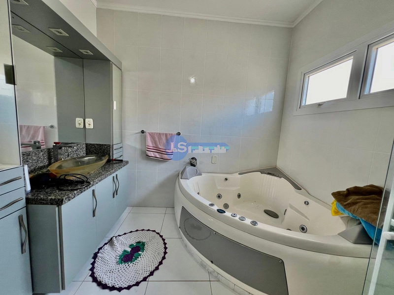 Casa em Atlântida Sul: 37ª foto da galeria de imagens do imóvel