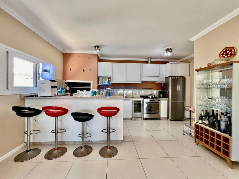 Casa em Atlântida Sul: 28ª foto da galeria de imagens do imóvel